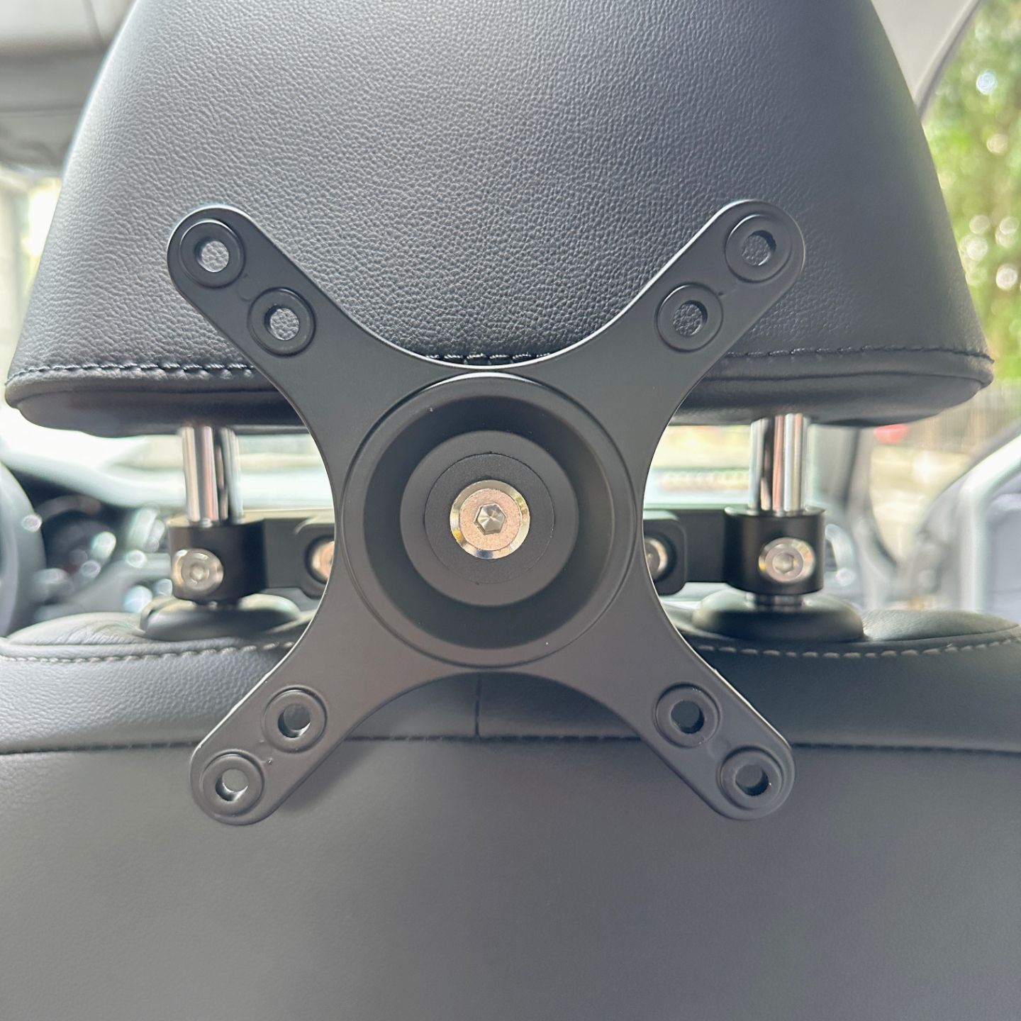 Кронштейн для монитора на подг – обзор и цена Tablet Car Mount